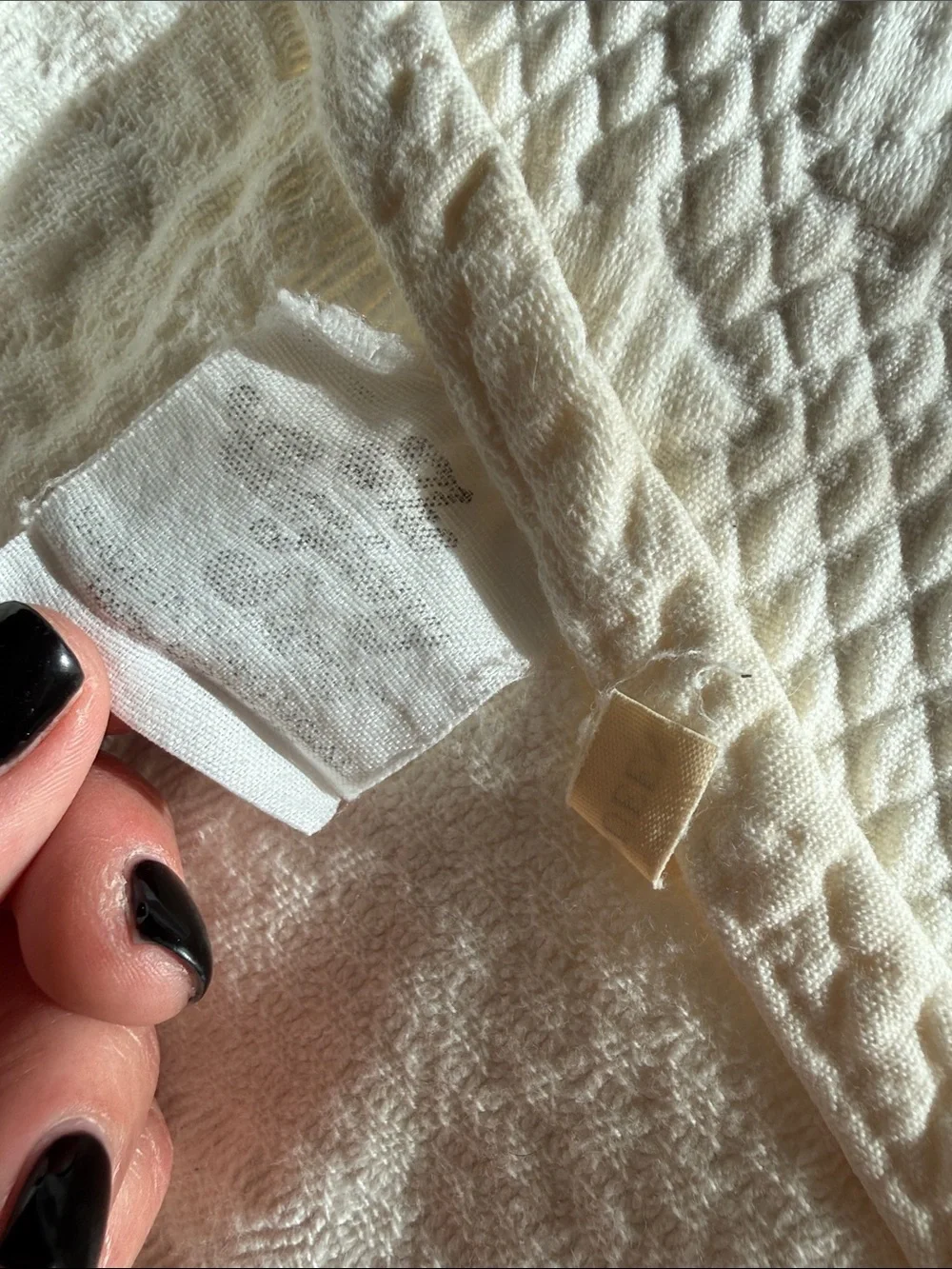 The Company Store White Quilted Bedspread Scalloped Edge coverlet Queen